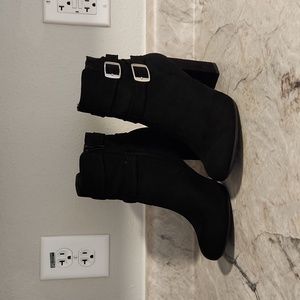 Christian Siriano Boots